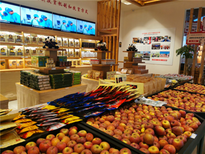 四川德陽 疫情下助力貧困戶增收，食品銷售創(chuàng)新路